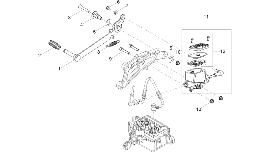 Rear master cylinder