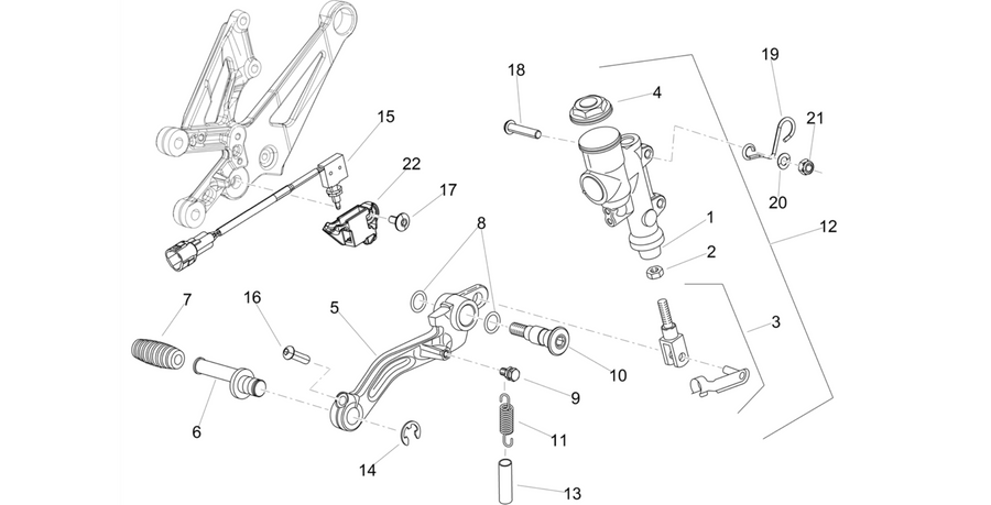 Rear master cylinder