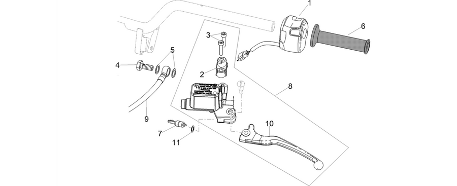 Rear master cylinder