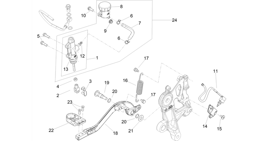 Rear master cylinder
