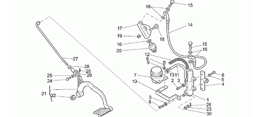 Rear master cylinder