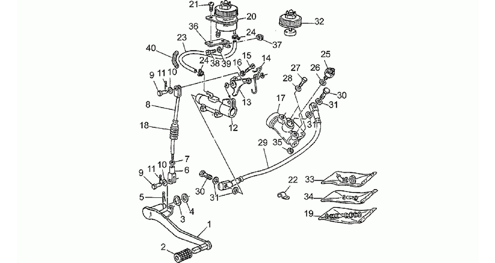 Rear master cylinder