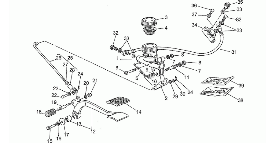 Rear master cylinder