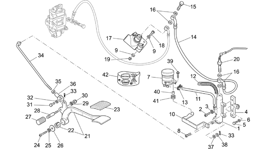 Rear master cylinder