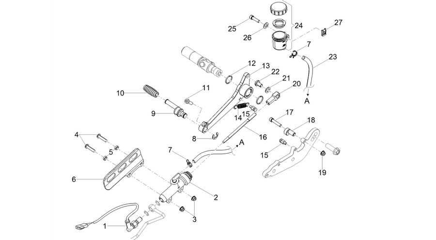 Rear master cylinder