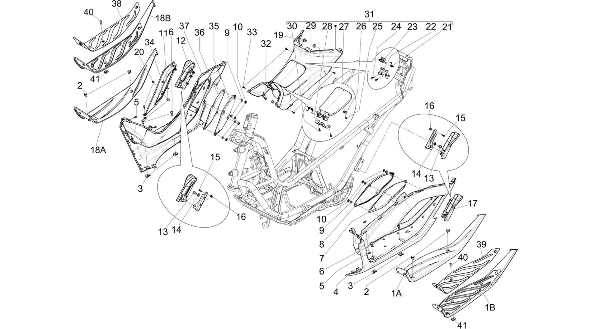 Central cover - Footrests