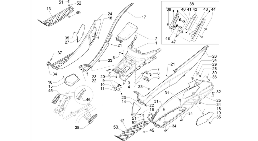 Central cover - Footrests