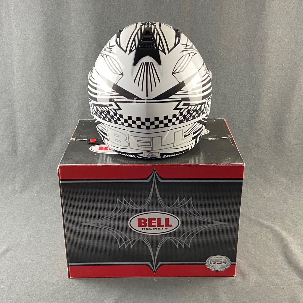 BELL HELMET BLACK AND WHITE