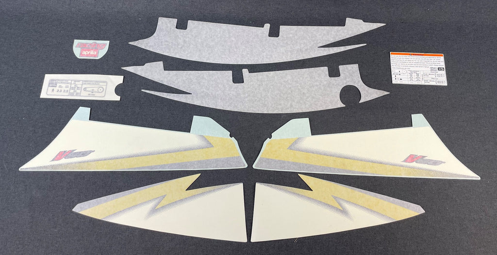 REAR FAIRING DECAL SET